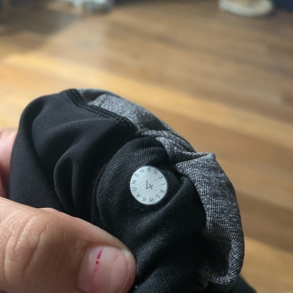 Lululemon Wunder Under Crop High-Rise *Curve 17” - Picture 8 of 11